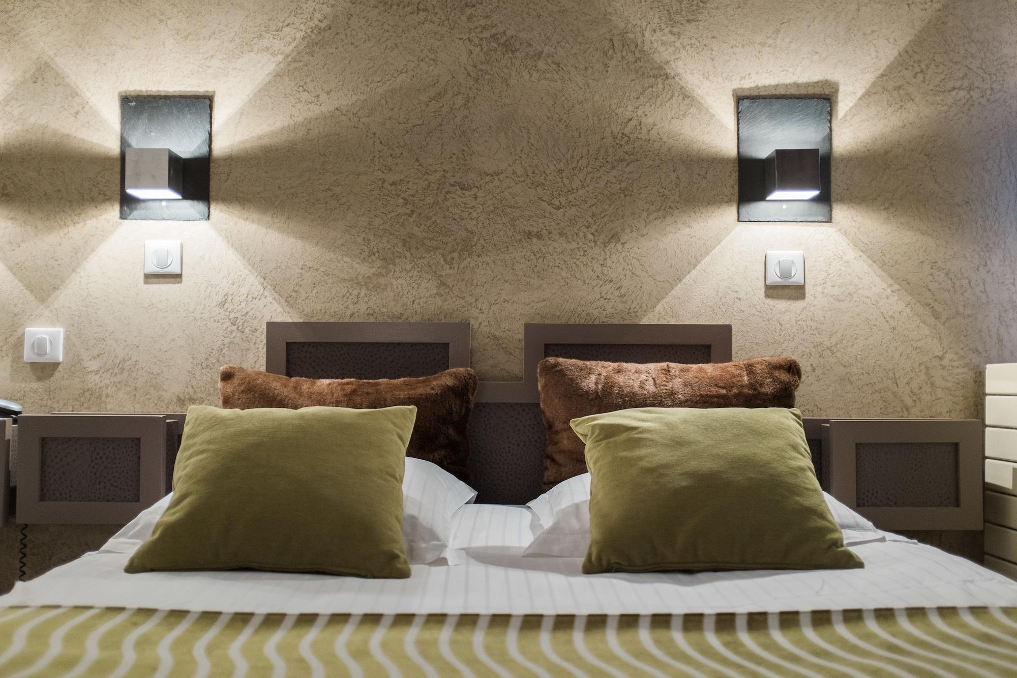 Hotel Des Princes, Chambery Centre Екстериор снимка