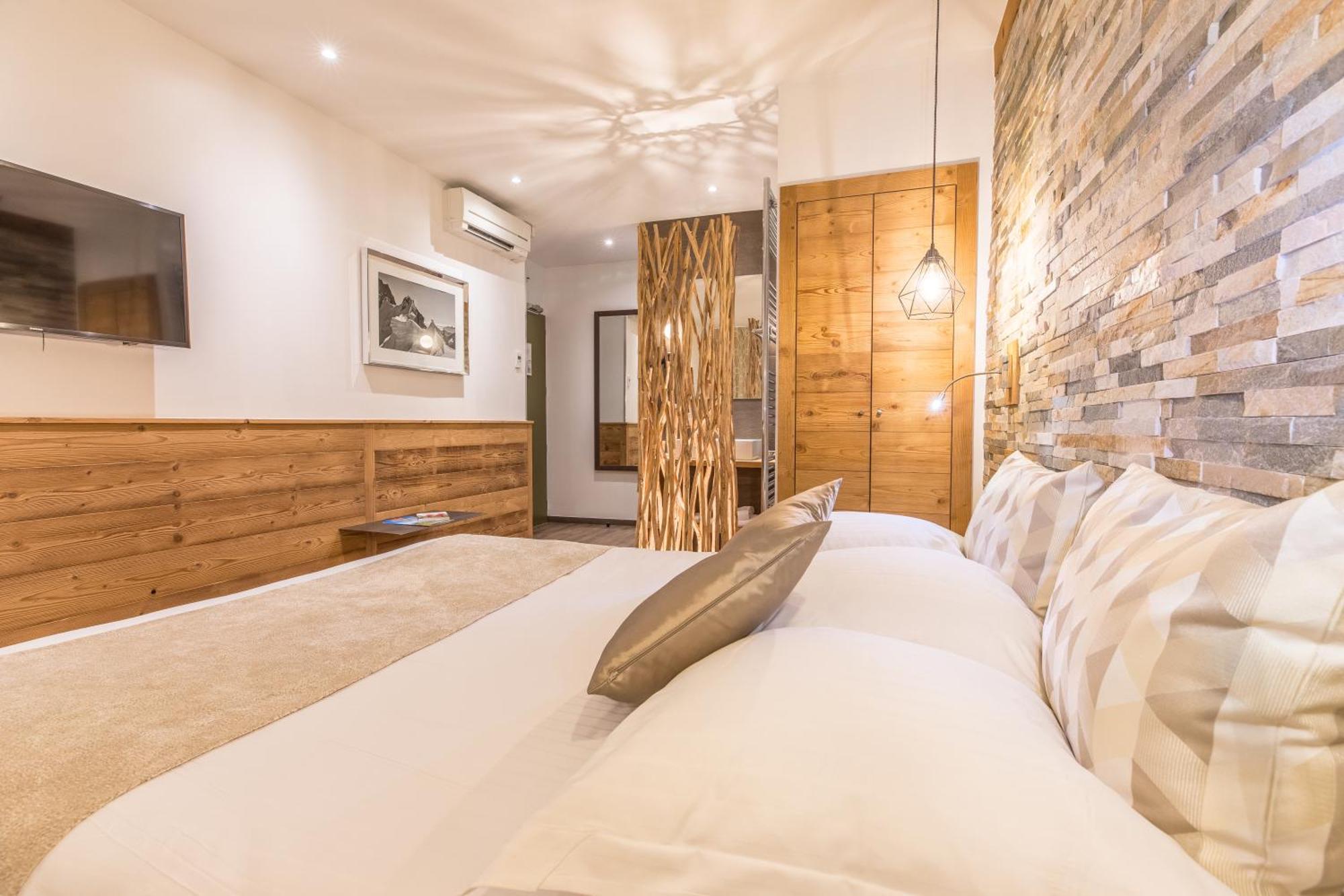 Hotel Des Princes, Chambery Centre Екстериор снимка
