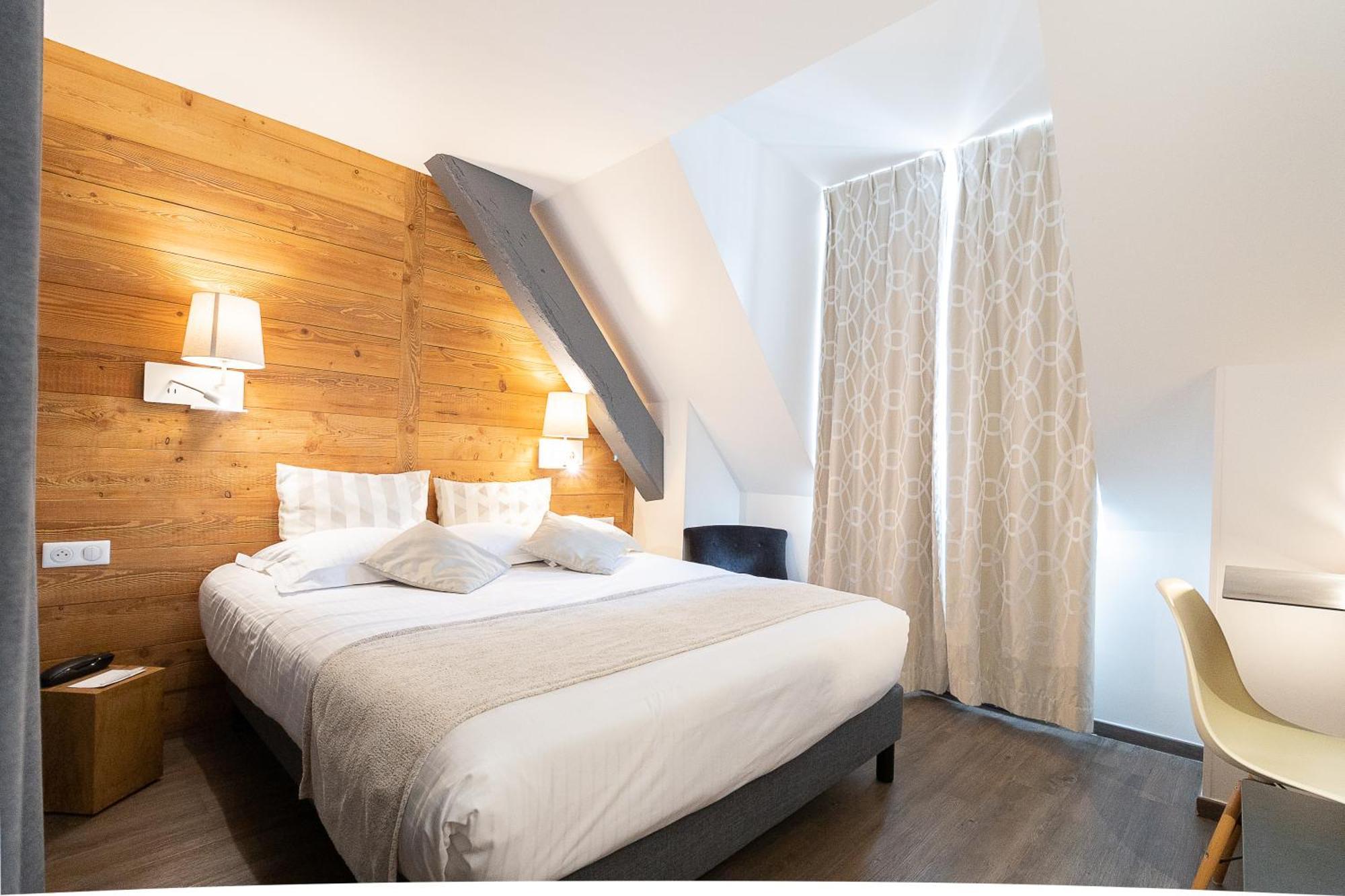 Hotel Des Princes, Chambery Centre Екстериор снимка