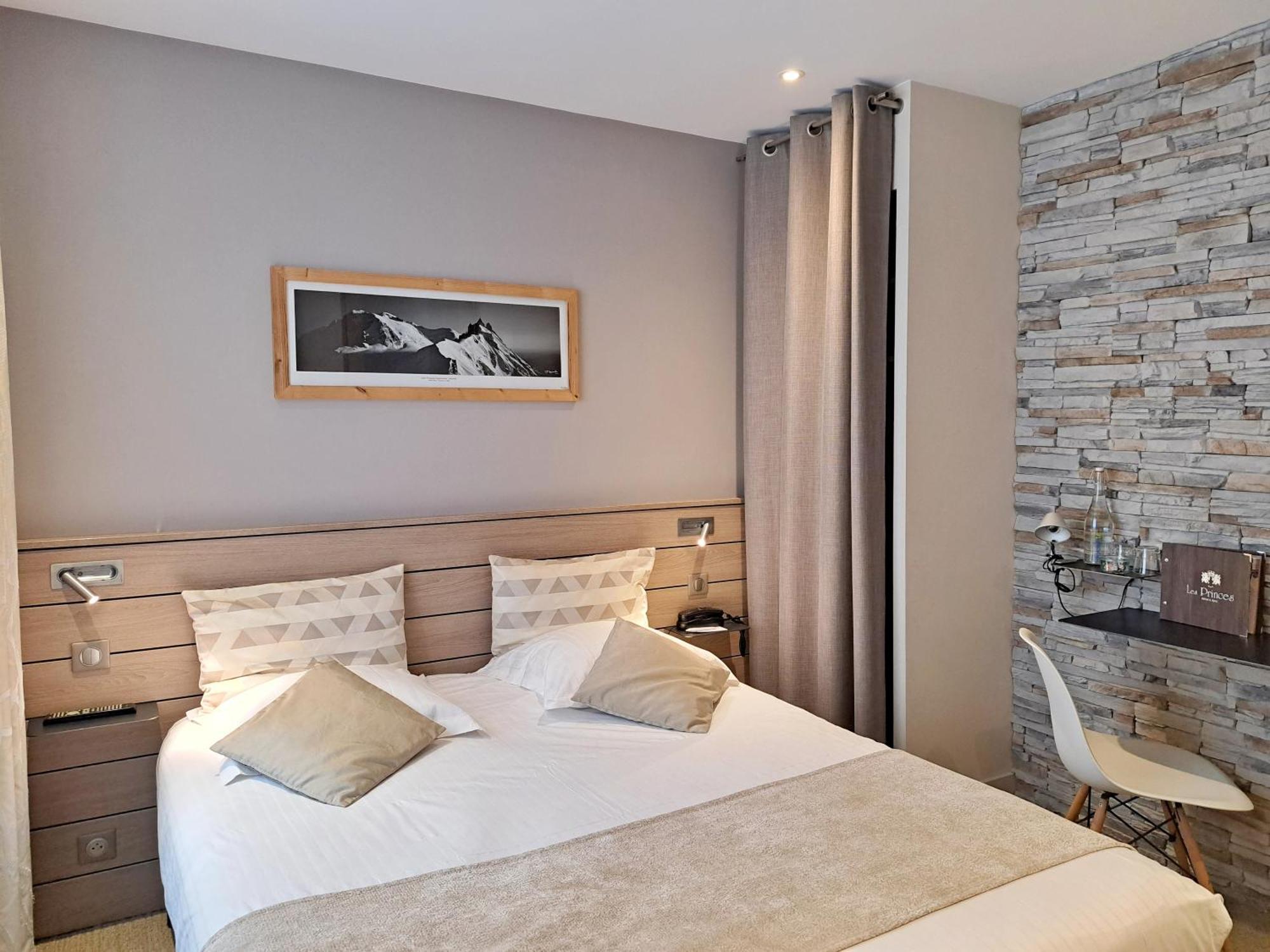 Hotel Des Princes, Chambery Centre Екстериор снимка