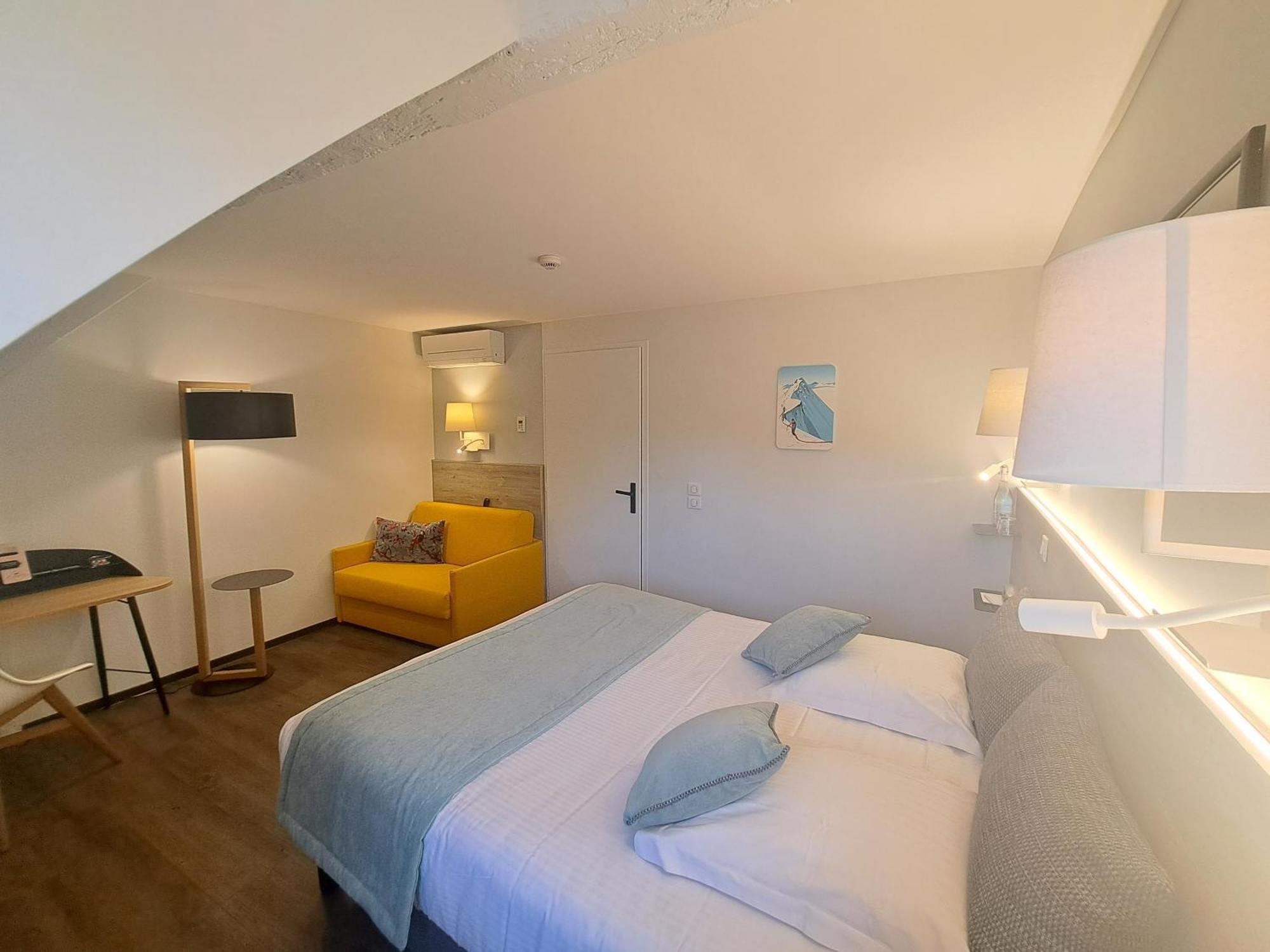 Hotel Des Princes, Chambery Centre Екстериор снимка