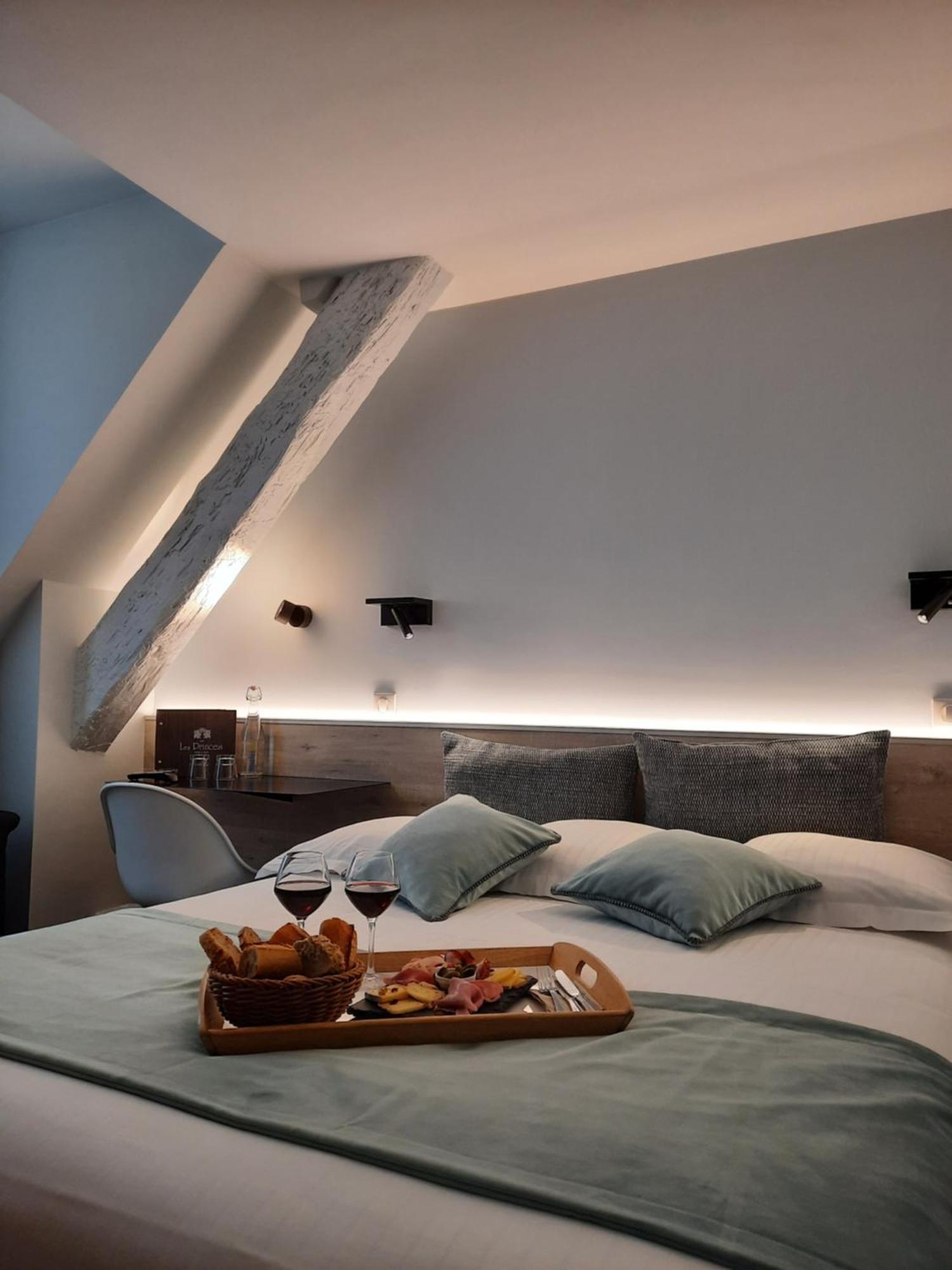 Hotel Des Princes, Chambery Centre Екстериор снимка