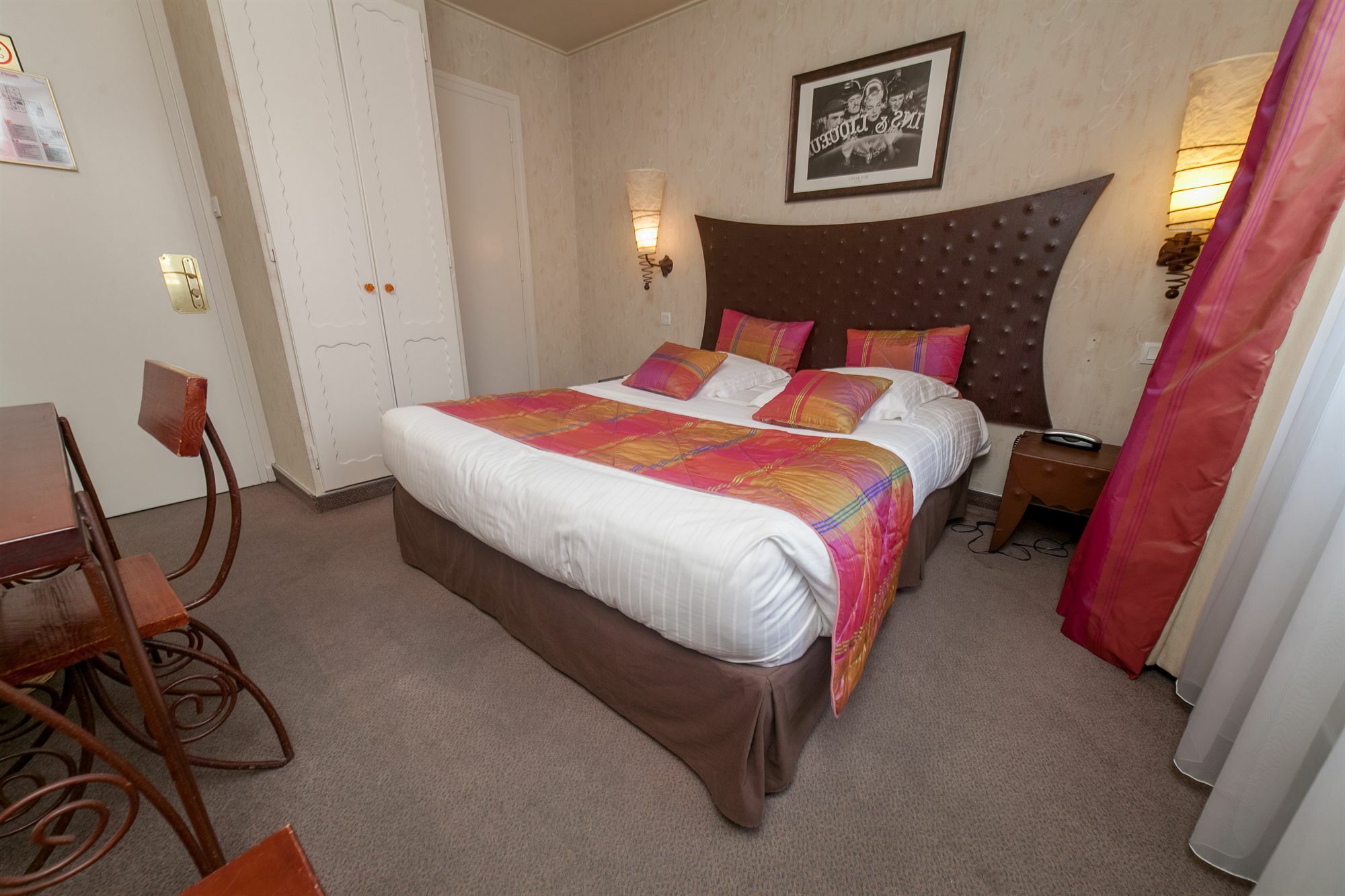 Hotel Des Princes, Chambery Centre Екстериор снимка