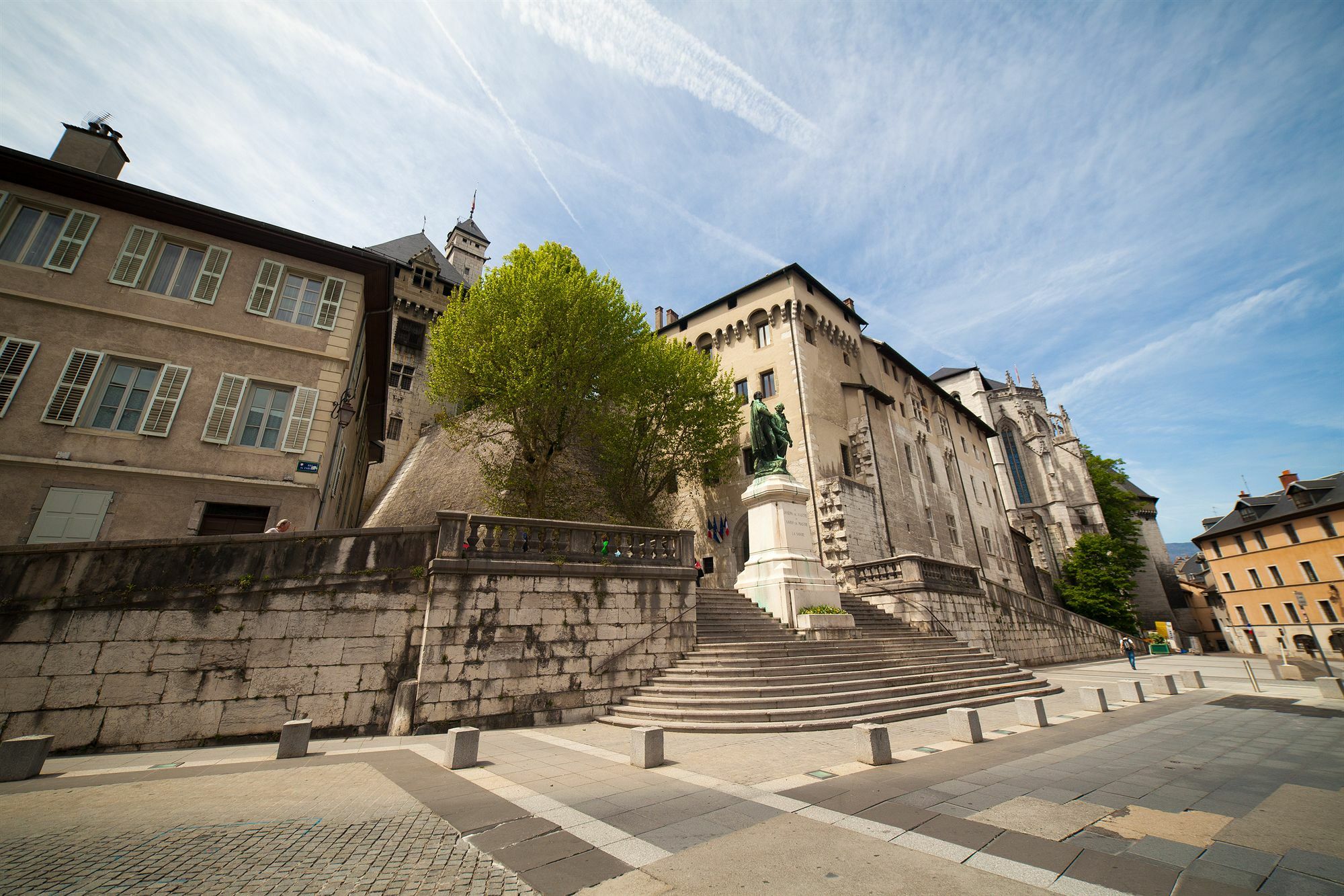 Hotel Des Princes, Chambery Centre Екстериор снимка
